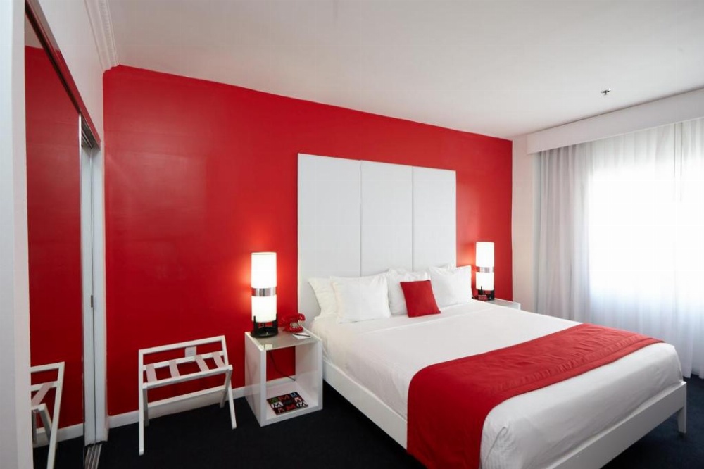 Red South Beach Hotel